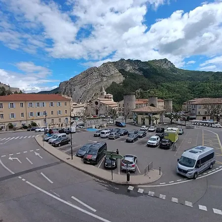 公寓 Vue D'exception Citadelle Et Rocher De La Baume *